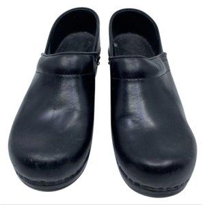 Dansko Black Unisex Mules/Clogs Size Euro 38/US7.5
